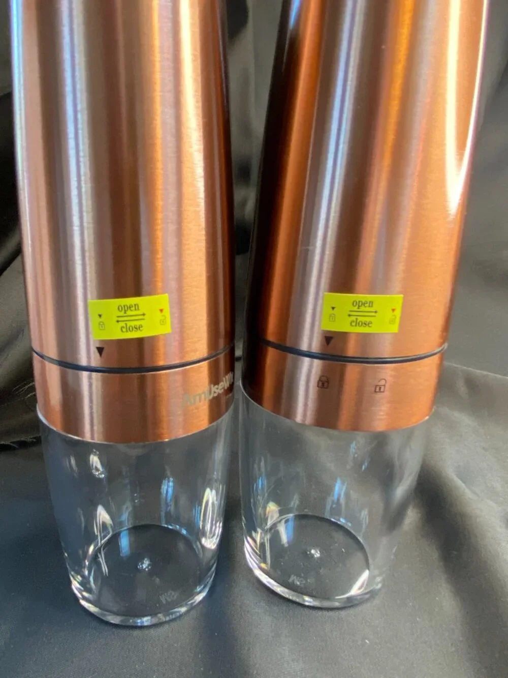 NIB AmuseWit Copper Finish Gravity Electric Salt & Pepper Grinder Set AW-PM03-2